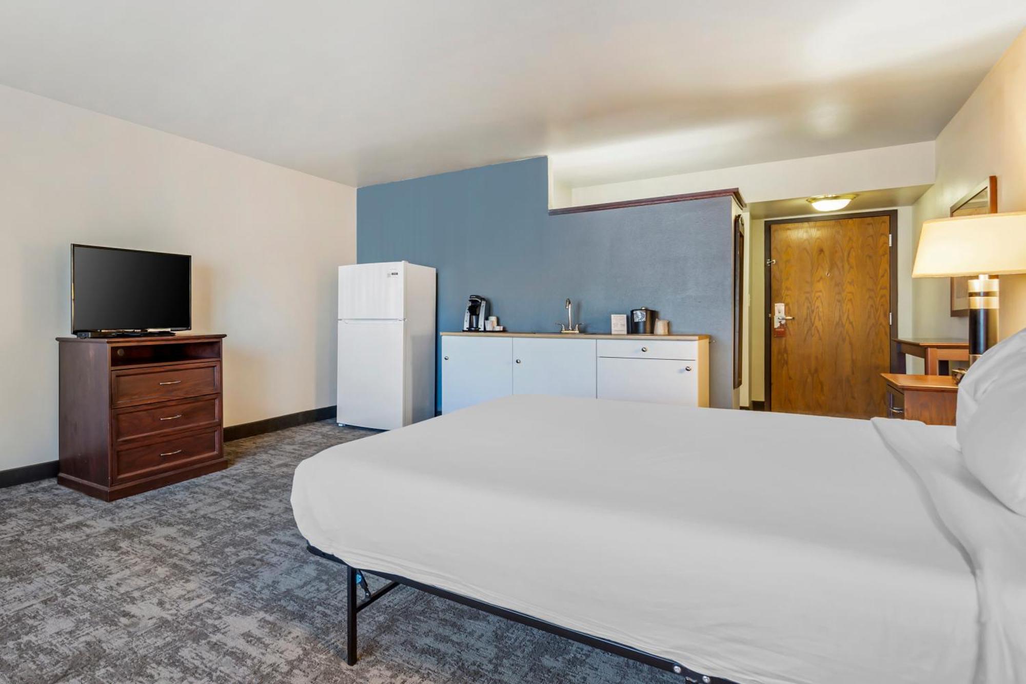 Seaport Inn & Suites Люистън Екстериор снимка